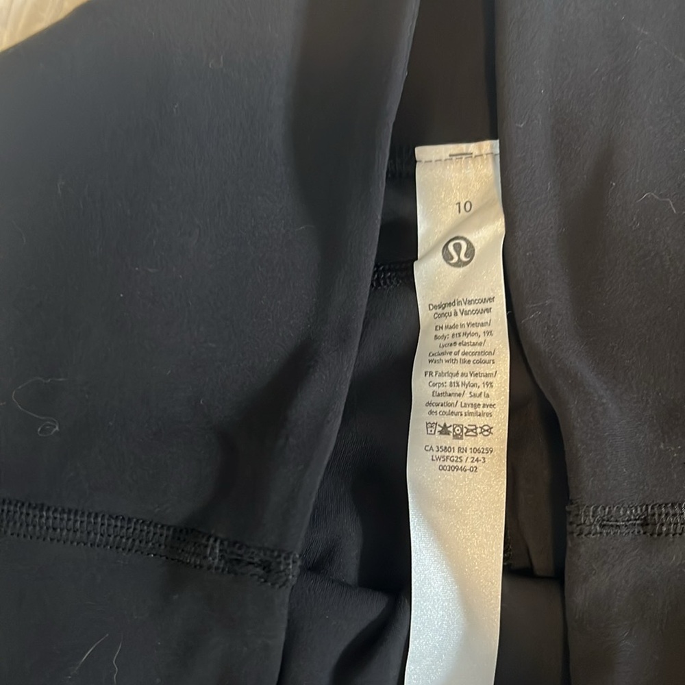Lululemon Groove SHR Nulu Flared Pant *Regular 32.5 Color Black NWT - Picture 4 of 8